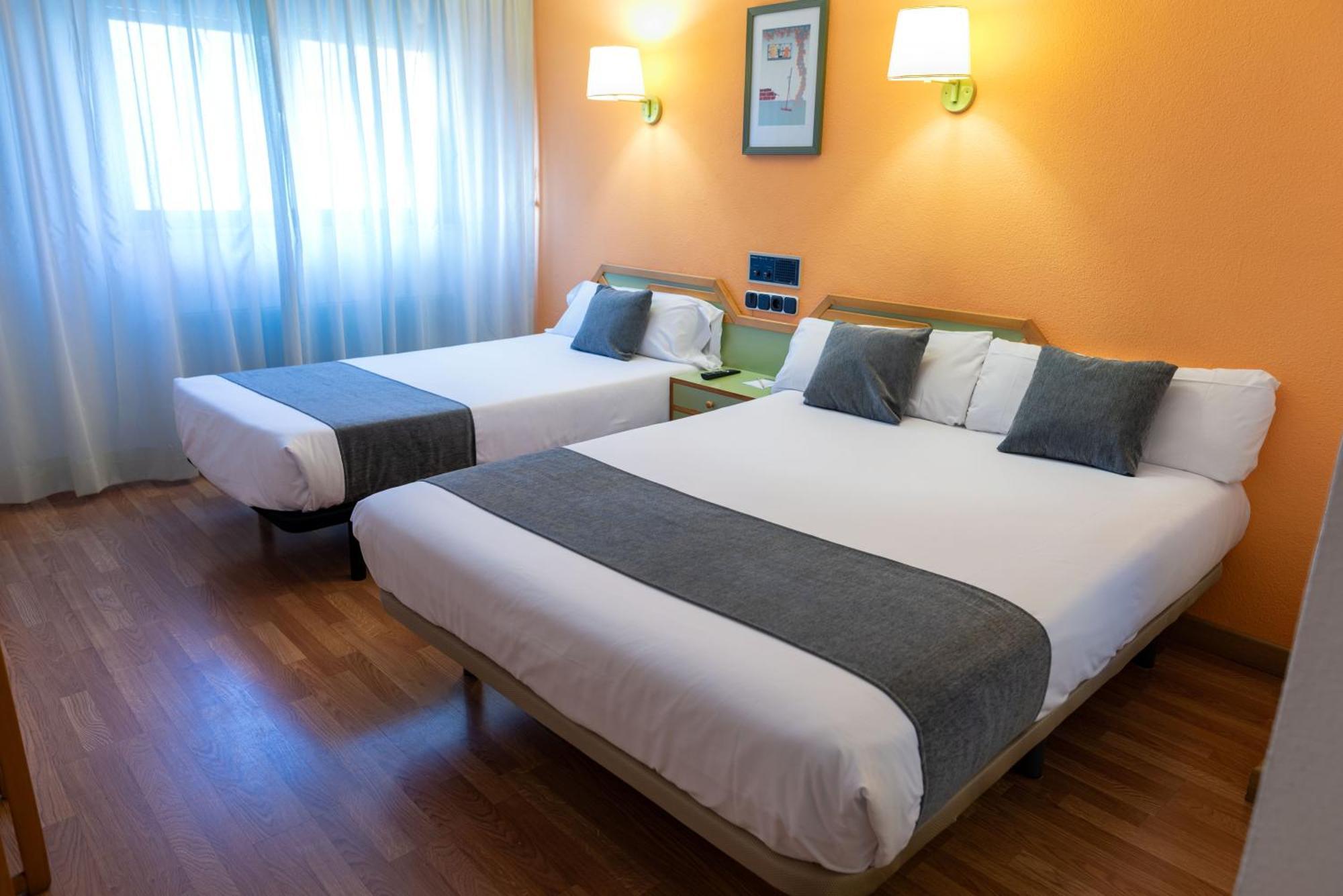 Hotel Alda Guijuelo Exterior photo